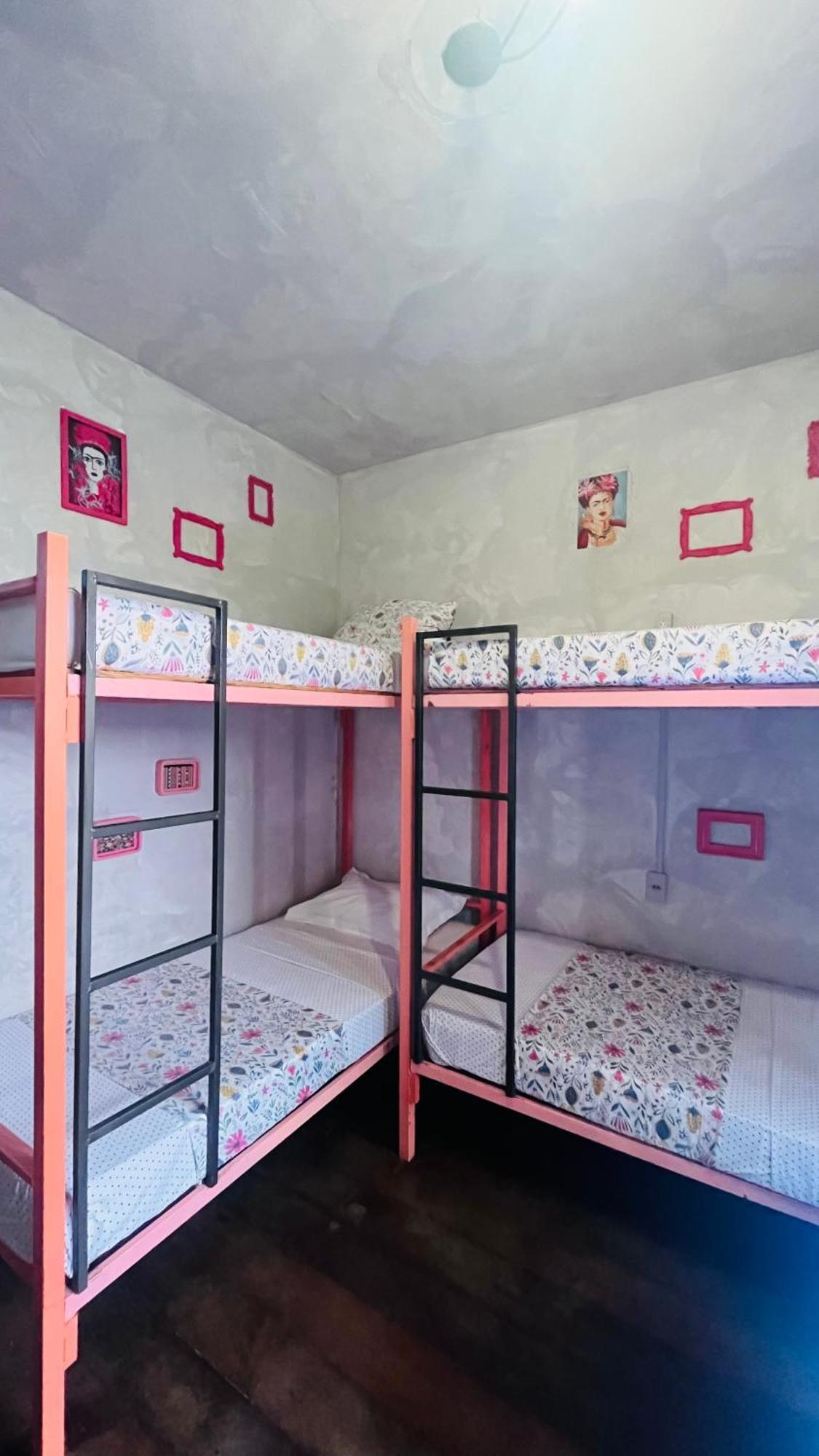 Hostel Lares Брумадиньо Екстериор снимка